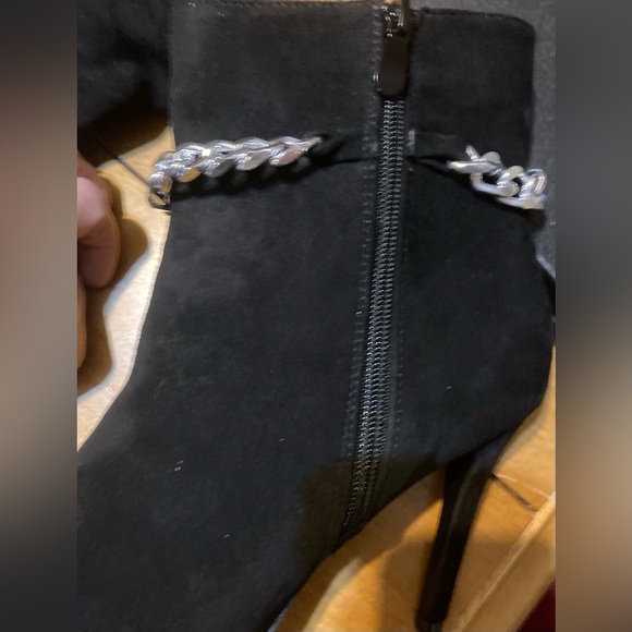 NWT Ladies Size 10 Mata Cravings 4” Heels With Chain - Picture 12 of 16